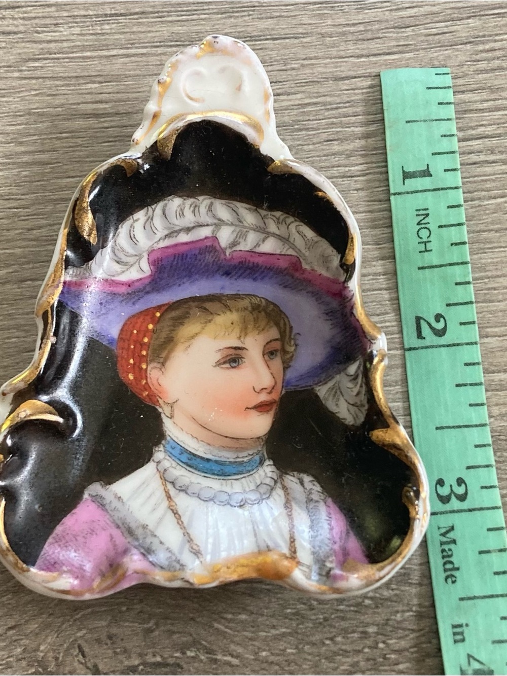 Antique Victorian hand painted porcelain portrait trinket dish gilt